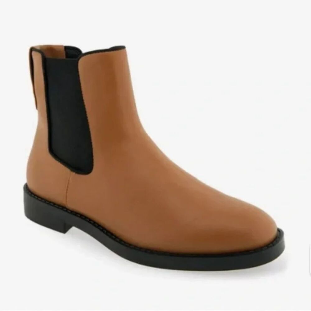 Aerosoles Women's Tropea Chelsea Boot size 8 M